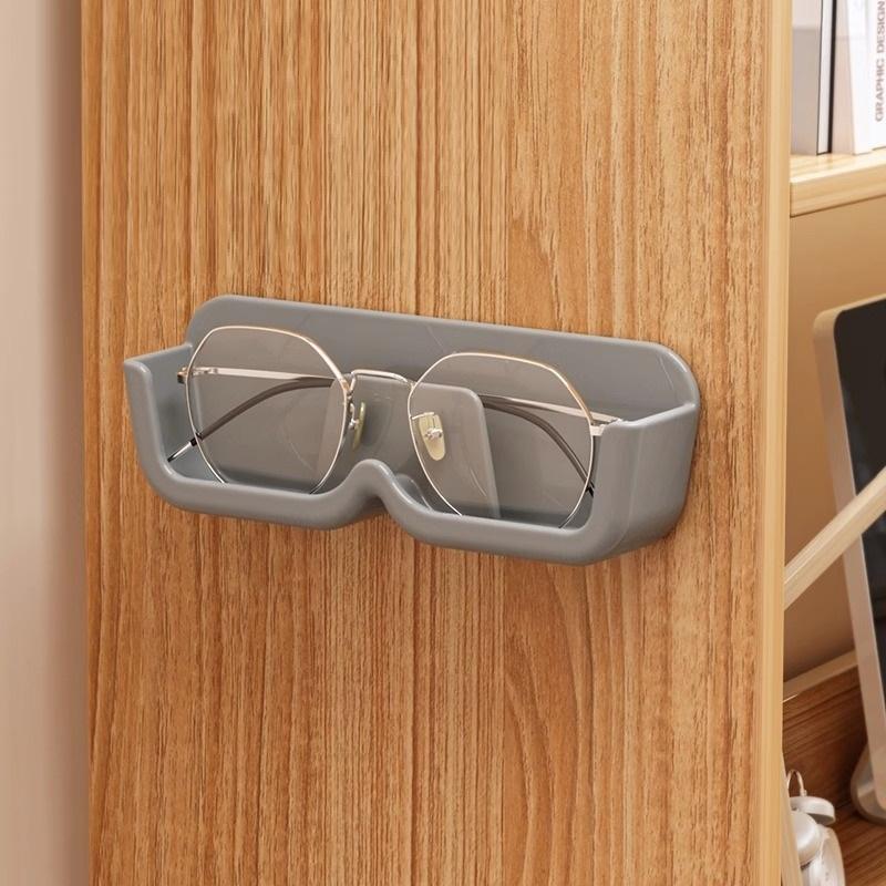 Estuche para almacenamiento de gafas no poroso montado en la pared