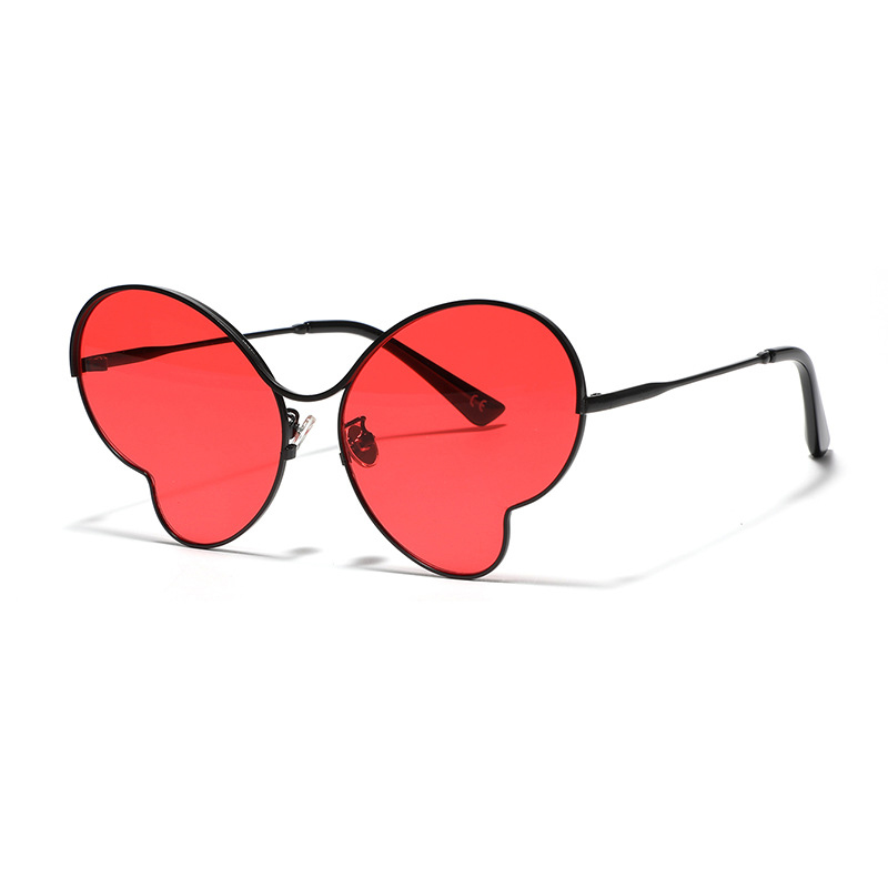 Gafas de sol con montura de mariposa de metal degradado para mujer