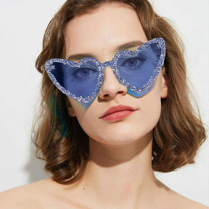 Gafas de sol con diamantes de imitación en forma de corazón de moda color caramelo