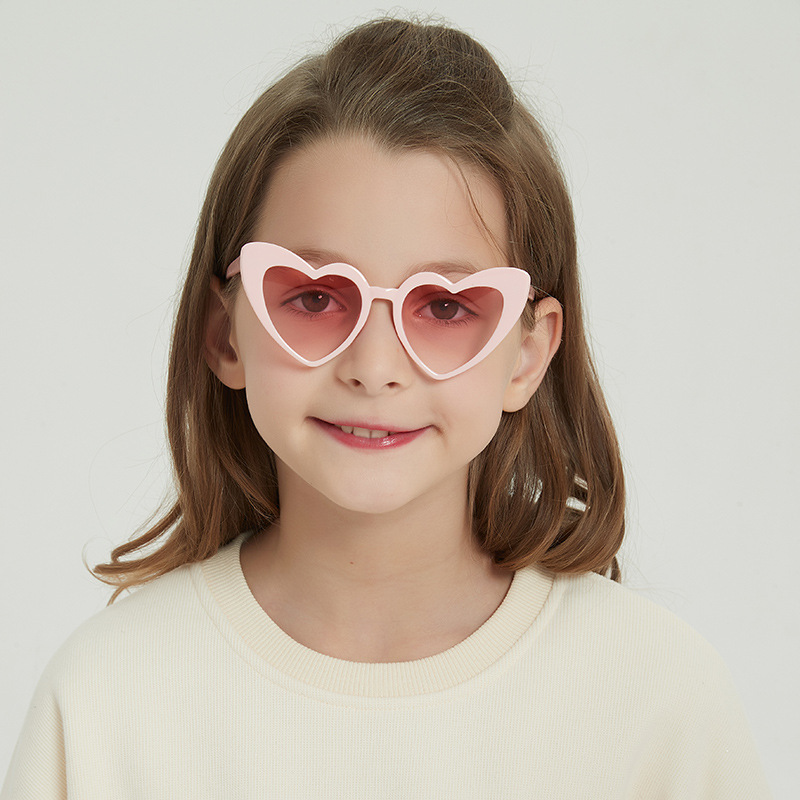 Cómodas gafas de sol para bebé en forma de corazón para niños y niñas