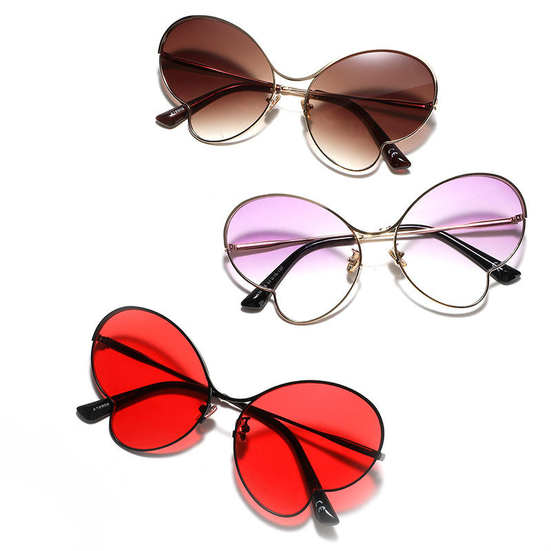 Gafas de sol con montura de mariposa de metal degradado para mujer