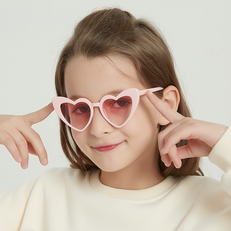 Cómodas gafas de sol para bebé en forma de corazón para niños y niñas