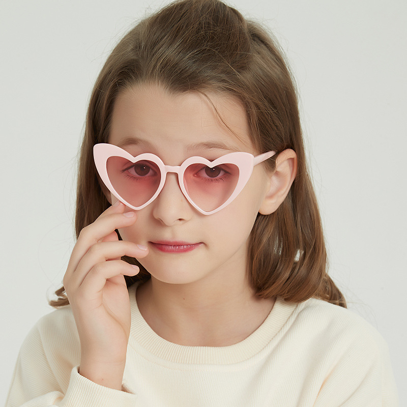 Cómodas gafas de sol para bebé en forma de corazón para niños y niñas